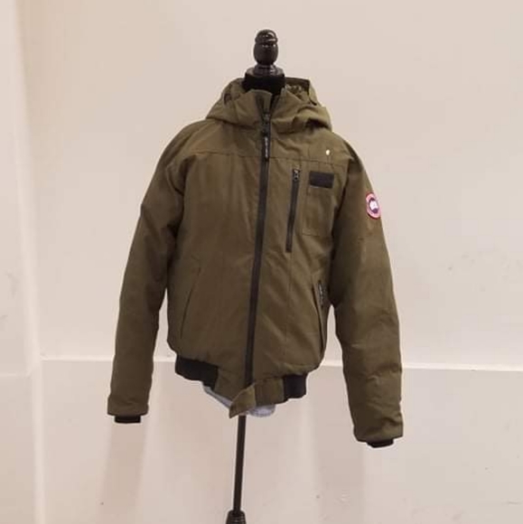 Canada goose jacket - Picture 2 of 12